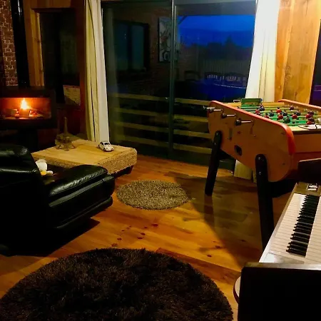 בית נופש Loft Geant Au Calme Proche Gare Du Mans Et 10 Min Circuit לה מאנש