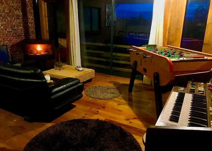 Prázdninový dům Loft Geant Au Calme Proche Gare Du Mans Et 10 Min Circuit Le Mans